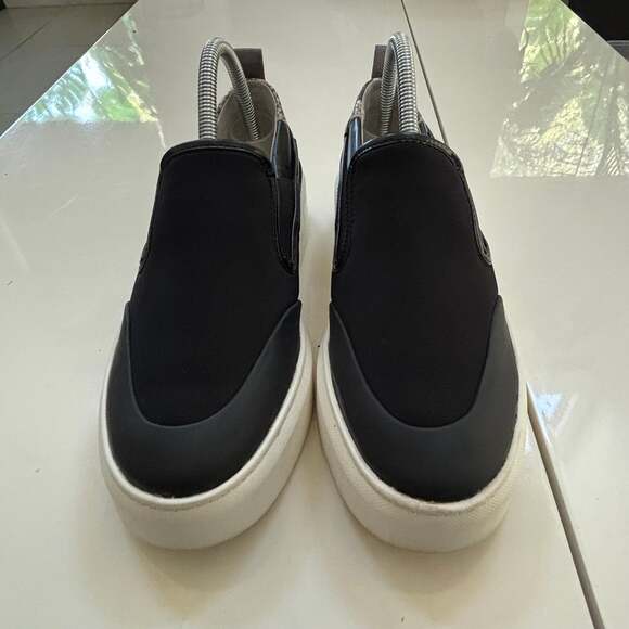 Franco Sarto LAZER Black Fabric Slip On Low Top Platform Sneakers Women's 8.5M - Picture 3 of 9